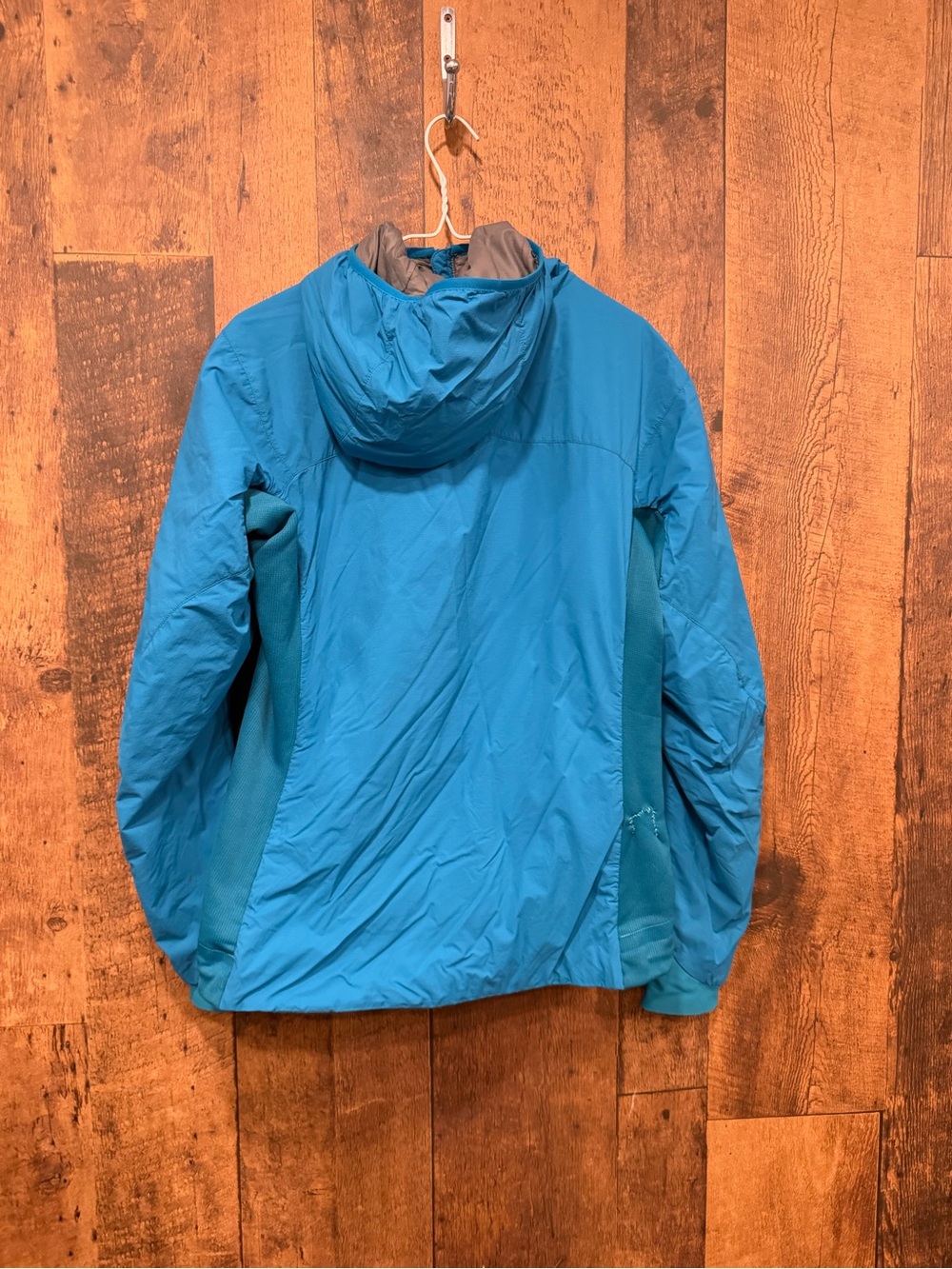 Arc’teryx women’s atom blue jacket large *logo* - Picture 2 of 8